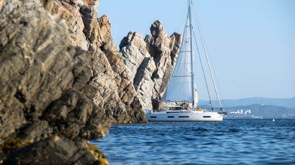 AMEL 50 sailing (1).jpg