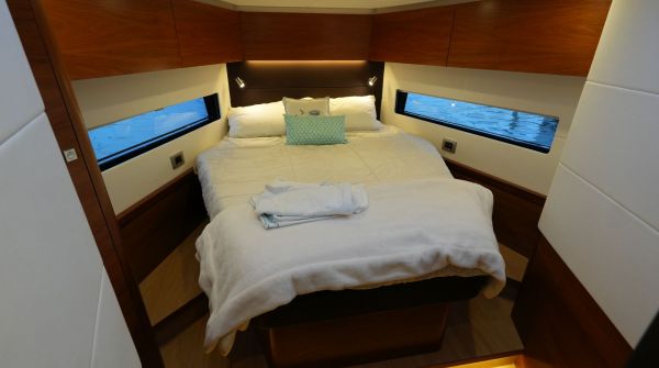 Gebrauchtboot AMEL 50 (5).jpg