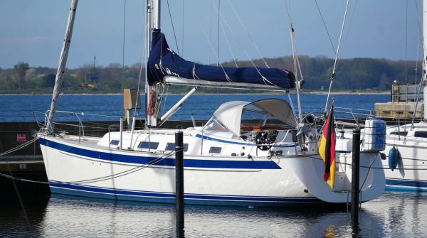 Gebrauchtboot Hallberg-Rassy 372 (13).jpg