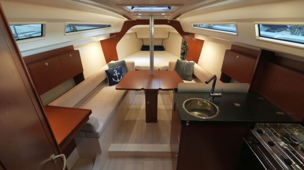 Gebrauchtboot Hanse 315 (8).jpg