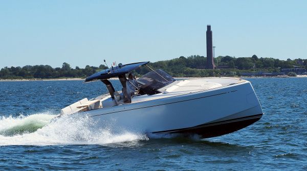 Pardo 38 Motorboot-Magazin 09-2020 (1).jpg