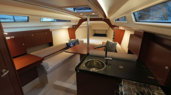 Gebrauchtboot Hanse 315 (1).jpg