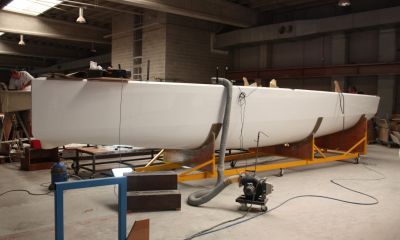 Wauquiez Optio 9.0 Daysailer im Bau