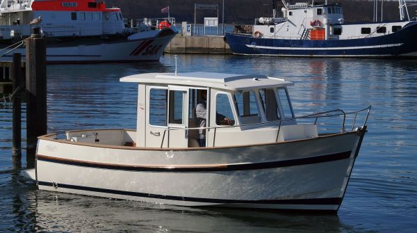 RHEA 730 Fishing 011.jpg