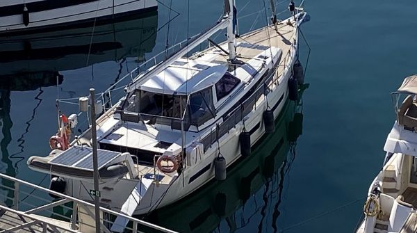 Pre-owned AMEL 50 (13).jpg