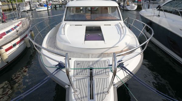 Used Nimbus 405 Coupe for sale (6).jpg