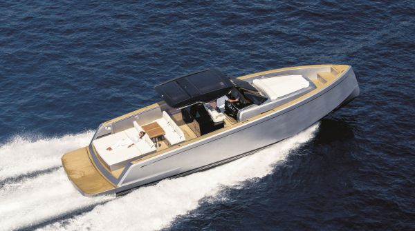 Pardo 43 Rumpf in Silber
