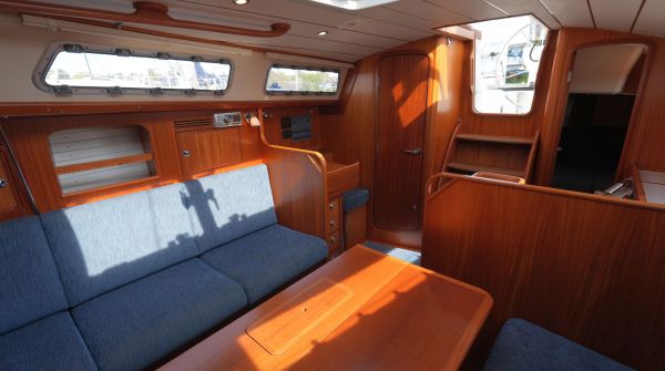 Hallberg-Rassy 372 gebraucht (13).jpg