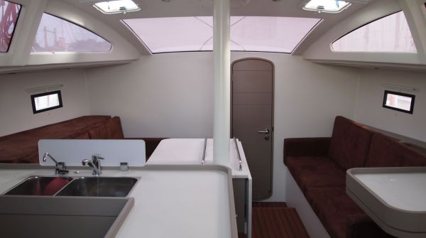 RM1260 Salon.jpg