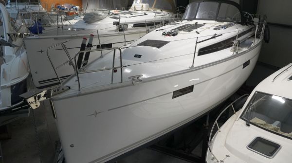 Bavaria Cruiser 37 zu verkaufen (6).jpg