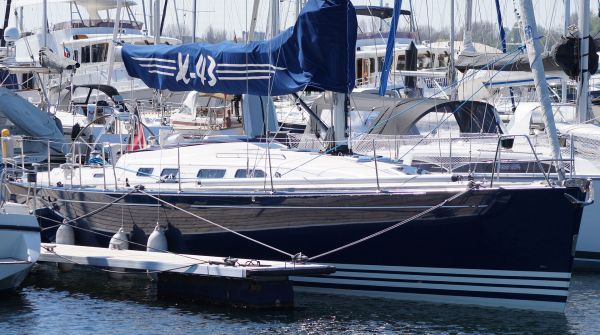 Gebrauchtboot X-43 Nr 063 Steuerbord Seite.jpg