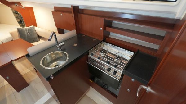 gebrauchte Hanse 315 zu verkaufen (2).jpg