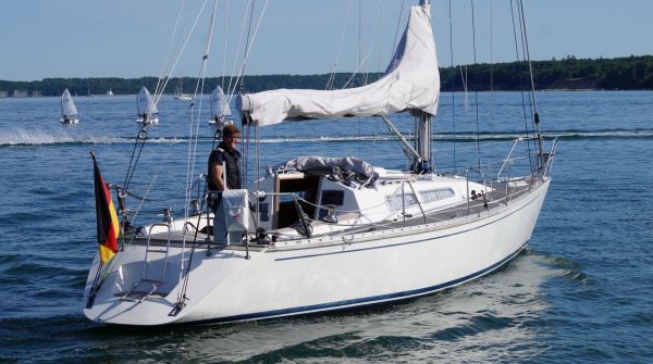 used Luffe 40 for sale (1).jpg