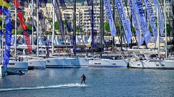 Cannes Yachting Festival (4).jpg