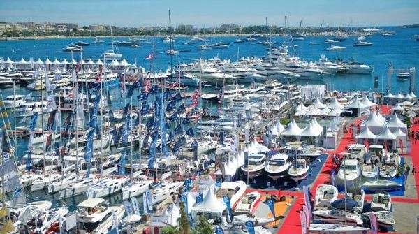 Festival de la Plaisance de Cannes.jpg