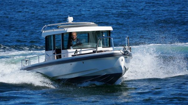 Gebrauchtboot Axopar 28 Cabin (8).jpg