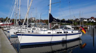 Hallberg-Rassy 372