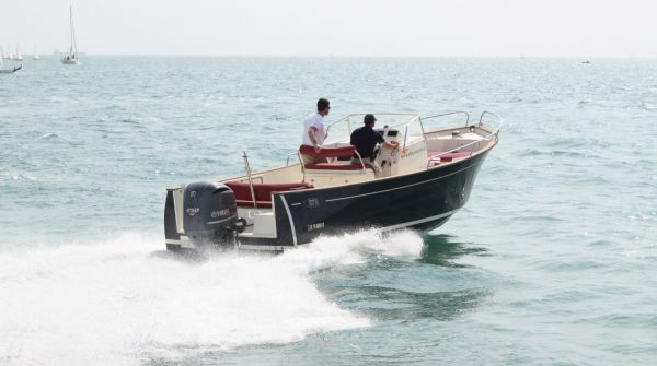 RHEA 27 Open full speed.jpg
