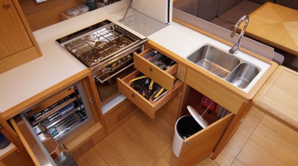 Gebrauchtboot Solaris 44 (18).jpg