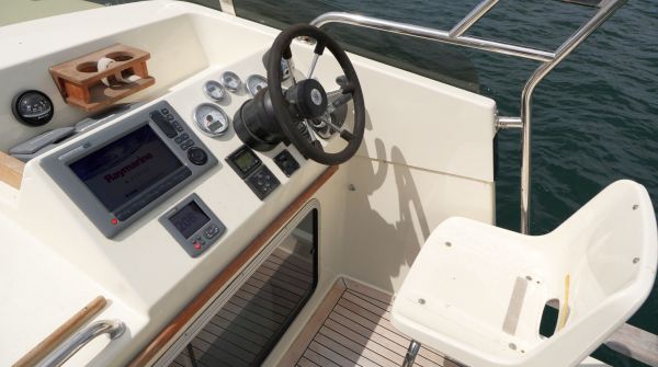 Gebrauchtboot Targa 27.1 (1).jpg