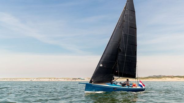 Saffier SE 27 Leisure calm daysailing 003.jpg