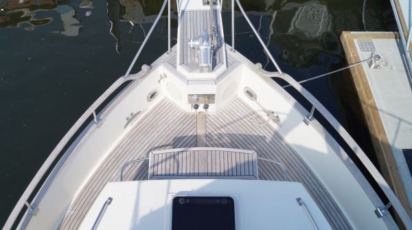 gebrauchte Grand Banks 42 Classic (8).jpg