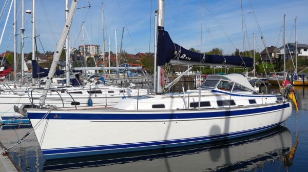 Gebrauchtboot Hallberg-Rassy 372 (8).jpg
