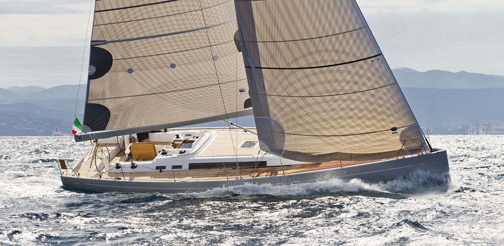 Der sportliche Racer Solaris 44 bei DIAMOND YACHTS