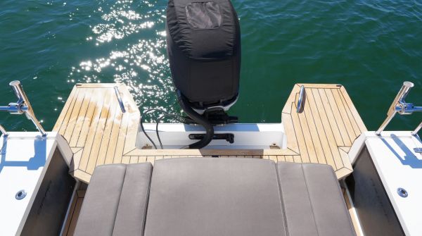 Used Axopar 28 Cabin for sale (3).jpg