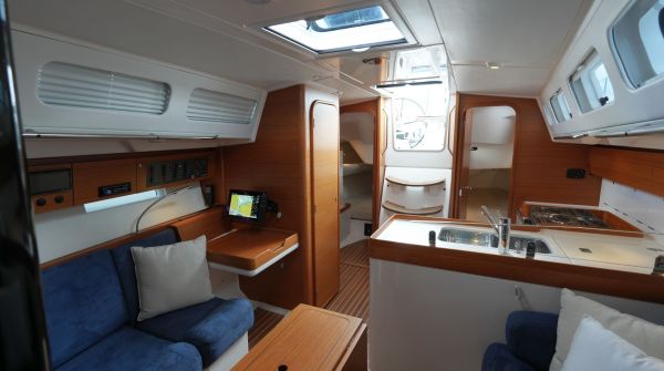 pre-owned XP-38 by X-Yachts (3).jpg