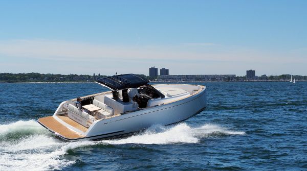 Pardo 38 Motorboot-Magazin 09-2020 (2).jpg