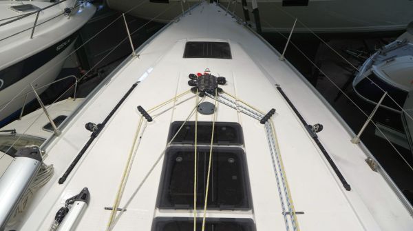 Gebrauchtboot Bavaria Cruiser 37 Style (13).jpg