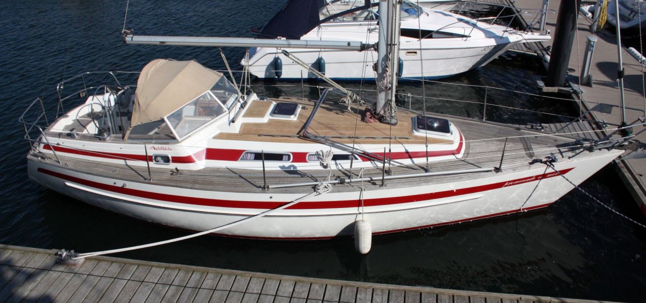 Aphrodite 33