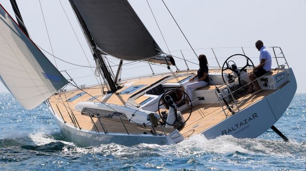 Solaris 44 by Soto Acebal sailing picture (10).jpg