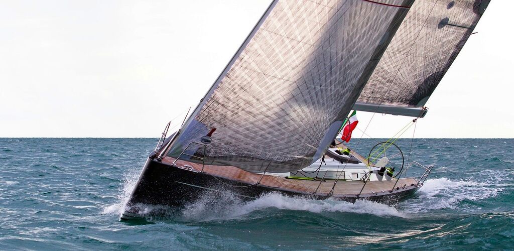 Cruiser für lange Fahrten und mehr Luxus und Komfort: Solaris 42